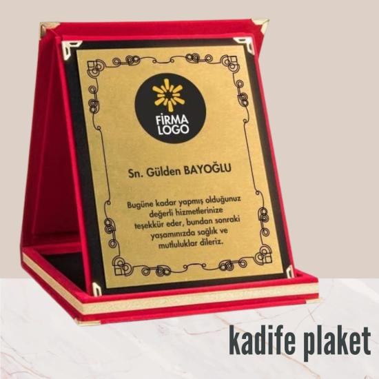 Büyük boy 15x21 cm Kırmızı Kadife Plaket